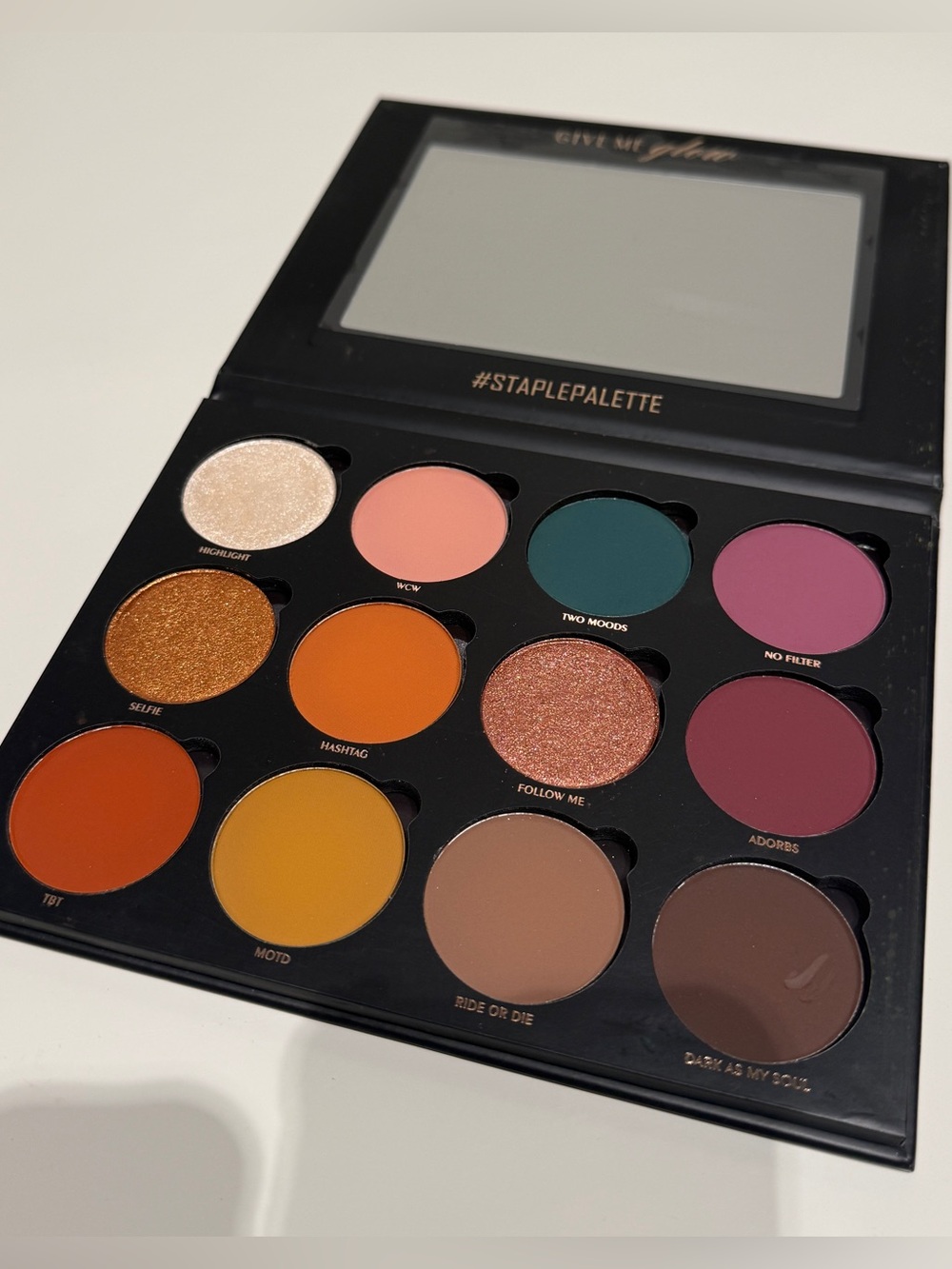 Give Me Glow Cosmetics Staple Palette